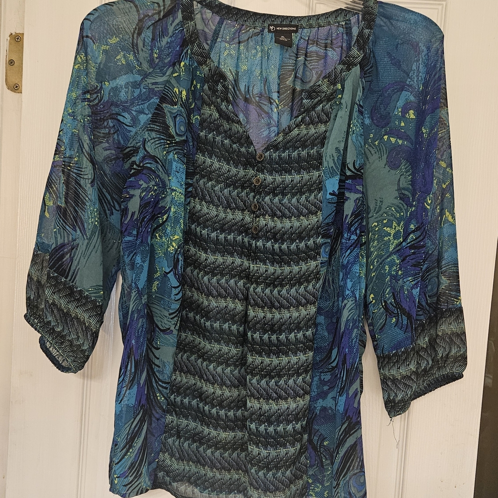 New Directions Blue and Green Patterned Blouse